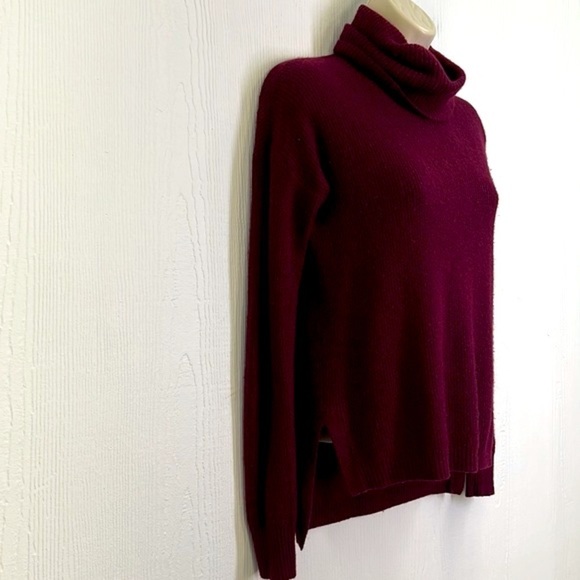Madewell - Burgundy Ribbed High And Low Slit Turtleneck Sweater Size XS - Picture 4 of 10